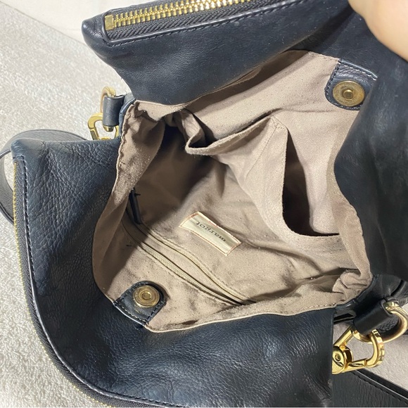 Margot Black Leather Crossbody Bag Purse Shoulder Bag - Picture 8 of 16